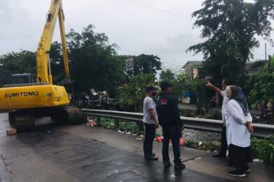 Normalisasi Irigasi Cidurian di Sukamulya Menguntungkan Petani