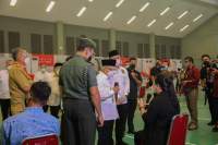 Tinjau Vaksinasi di Sport Center Alam Sutera, Wapres Pesan Seperti Ini