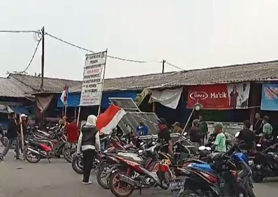 Tolak Relokasi, Puluhan Pedagang Pasar Kutabumi Diserang Preman