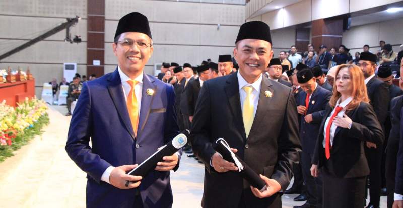 Rahmat Hidayat - Ricky Yuanda menjadi pimpinan dan wakil pimpinan sementara DPRD Tangsel periode 2024 - 2029.