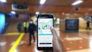 Surge Manjakan Pengguna KRL Lewat Akses Internet Gratis hingga 1000 Mbps di Stasiun Kereta