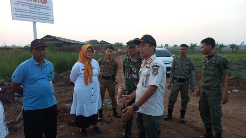 Tak Kantongi Izin, Satpol PP Tutup Galian Tanah Kemeri