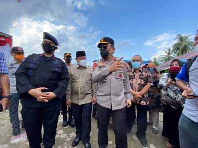 Plt Wali Kota Tanjungbalai Dampingi Kapoldasu Saat tinjau Vaksinasi Merdeka Anak Usia 6-11