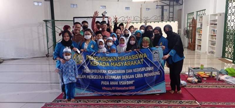 Menabung Menjadi Cara Dalam Mengelola Keuangan