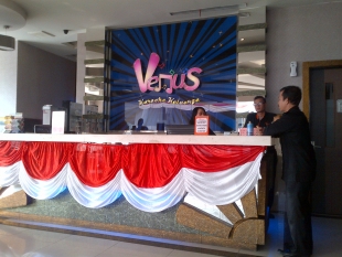 karoke Venus di kawasan Tangcity
