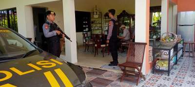 Penyidik KPK menggeledah rumah mantan Dirjen Pembinaan Penempatan Tenaga Kerja dan Transmigrasi, Reyna Usman, di Jalan Tunon, Buduk, Kecamatan Mengwi, Badung, Bali, Kamis (7/9/2023).