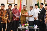 Gubernur Banten Terima Bantuan 15.000 Mushaf Alquran untuk Disalurkan ke Ponpes, Tempat Ibadah, dan Masyarakat