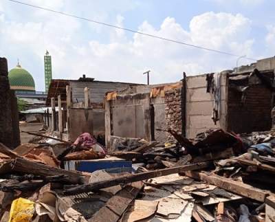 LBPI-NU Bantu Keluarga Korban Kebakaran Pasar Ciputat