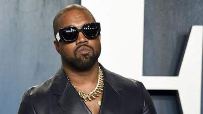 Kanye West Batalkan Beli Sosial Media Parler