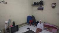 Korban Puting Beliung Di Solear Ngungsi Di Parkiran Motor