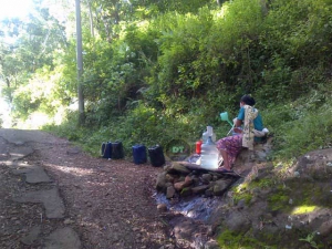 Masyarakat Gunung Penawen Terancam Krisis Air Besih