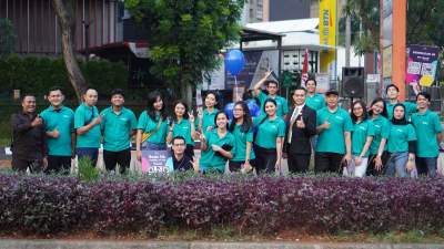Semangat Kemerdekaan Hotel Santika Premiere Bintaro pada Event Car Free Day