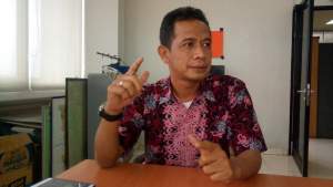 Sekretaris Komisi l DPRD Kota Tangsel, Drajat Sumarsono.