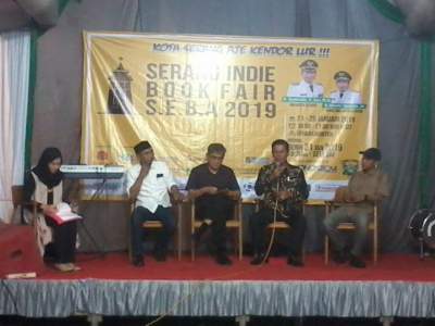 Walikota Serang Resmikan Pojok Buku "Aje Kendor"