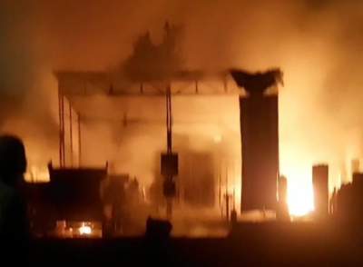 Home Industri di Pakuhaji Terbakar