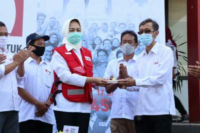 Rayakan HUT PMI, Airin Pastikan Stok Darah di Tangsel Aman