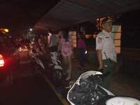 Cegah Corona, Satpol PP Tertibkan PKL dan Cabe-Cabean Di Kawasan Puspemkab