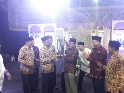 Mad Romli Tutup MTQ ke - 49 Tingkat Kabupaten Tangerang