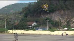 Pangkalan TNI AL Banten Terbangkan Garuda di Langit