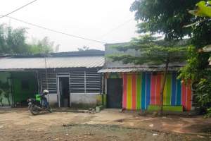 Lokasi Warem di Ruko Roxy, Ciputat yang Segelnya Hilang