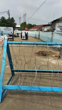 Pemblokiran Jalan Oleh Perusahaan Resahkan Warga Desa Bojong