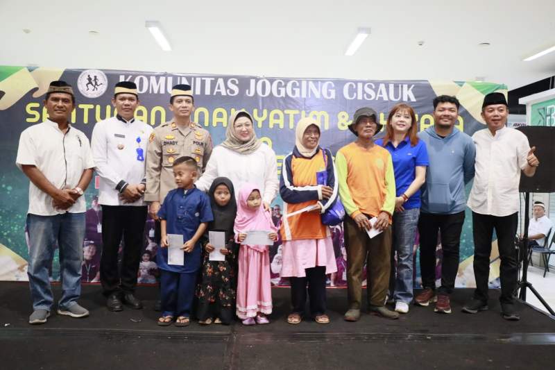 Hj Intan Apresiasi Pembagian Santunan Yatim di Cisauk