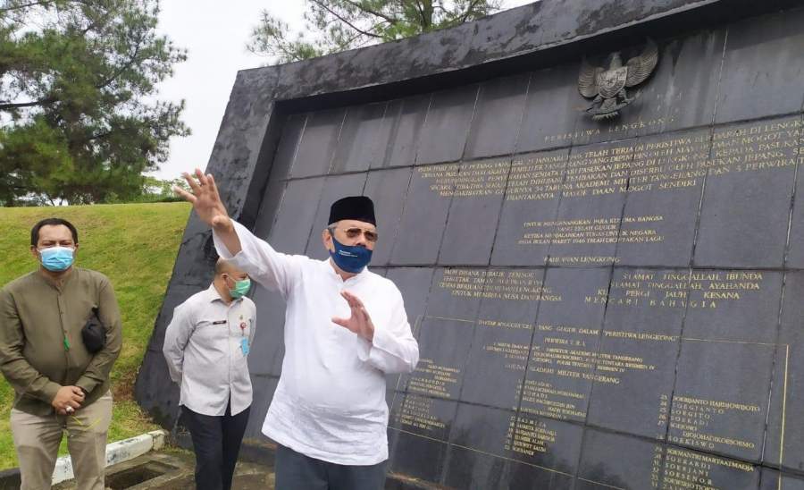Wakil Walikota Tangsel, Benyamin Davnie tinjau monumen Palagan Serpong, Jumat (14/8/2020).