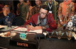 Gubernur Banten Wahidin Halim