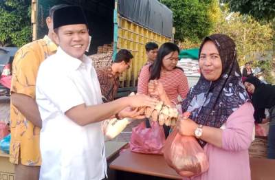 Adlin Tambunan: Berbagi dengan Masyarakat adalah Perbuatan yang Paling Mulia