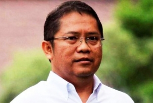 MENKOMINFO BICARAKAN PENANGANAN KOMUNIKASI MEDSOS DENGAN KAPOLRI