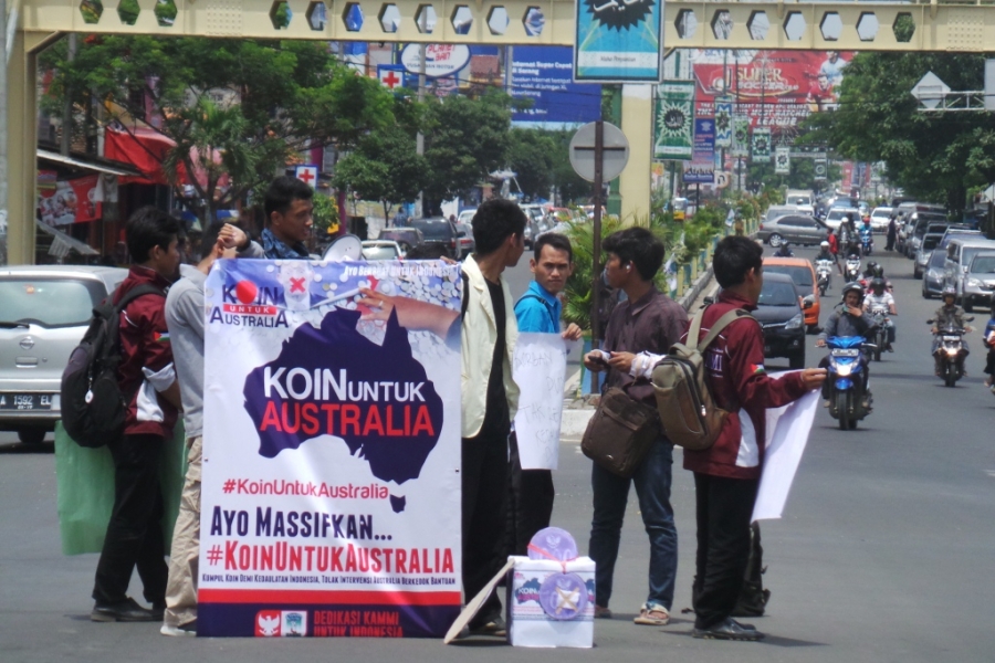 Mahasiswa di Banten Gelar Aksi 'Koin Untuk Australia'