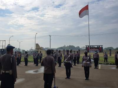 Kapolres Serang AKBP Mariyono saat mengingatkan kepada jajaran polres Serang di saat pelaksaan apel.