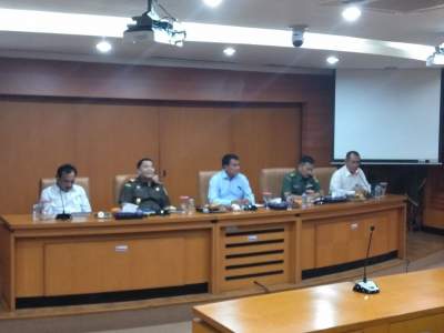 Pelantikan Cabup dan Cawabup Tangerang Mundur