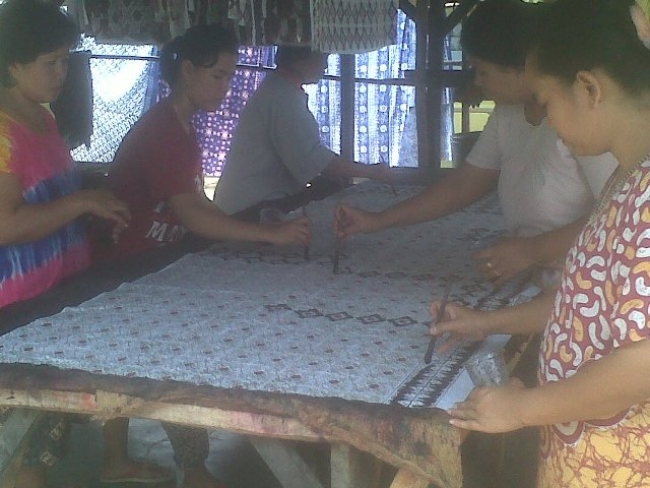 Peminat Batik Banten Didominasi Orang Luar Daerah