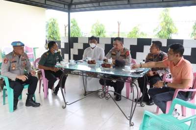 Kapolresta Tangerang Gelar Yuk Ngopi Wae Bareng Romo di Gereja Citra Raya