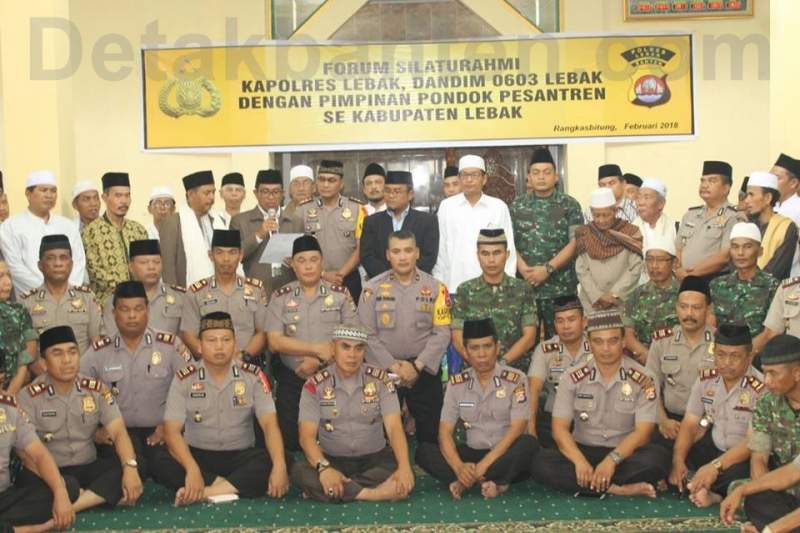 Kepolisian Resort Lebak dan para Tokoh Ulama Pimpinan Pondok Pesantren se-Kabupaten Lebak