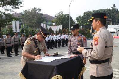 Jabatan kasat Lantas dan Kapolsek Panongan Diserahterimakan