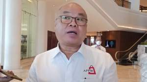Ketua Umum Asosiasi Pengelola Pusat Belanja Indonesia (APPBI) Alphonzus Widjaja.