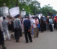 Masyarakat Minta Pjs dan Camat Turun Dari Jabatan