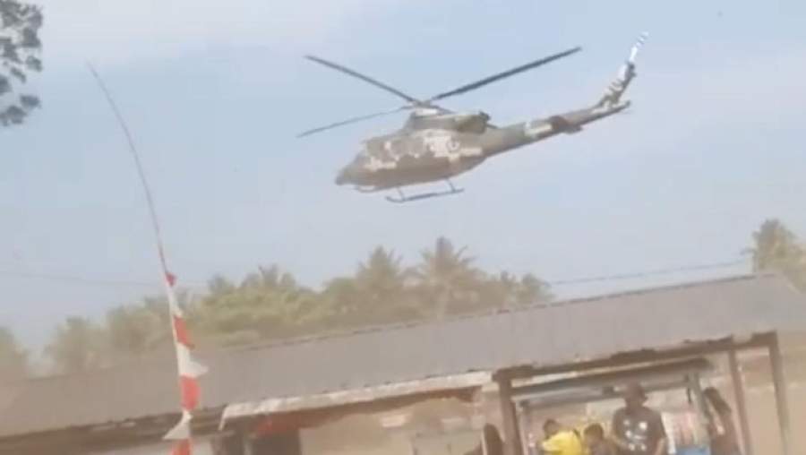 Hembusan Angin Helikopter Rusak Belasan Warung Warga di Pangandaran