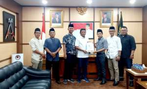 Ketua DPRD Provinsi Banten, Andra Soni, terima audiensi LBB Tangsel.