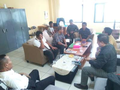 Tolak Di PHK Sepihak, Dua Buruh Cacat Adukan PT Miyako Ke Disnaker