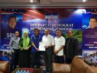 Zaki menerima surat dukungan dari DPP Demokrat.
