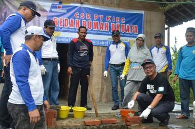 Program CSR PT KIEC, Bangun Rumah Warga di Ciwandan