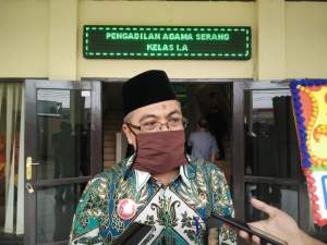 Ketua Pengadilan Agama Serang DR.H.Buang Yusuf SH.MH 