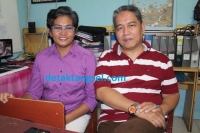 pengelola HomeSchooling PELANGI Pamulang Budi Trikorayanto bersama Erlina Ketua Komunitas Pelangi
