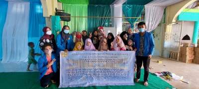 Mahasiswa UNPAM Ajari Santri Yayasan Panti Asuhan An-Nidzom Membuat Masker dari Kain Perca