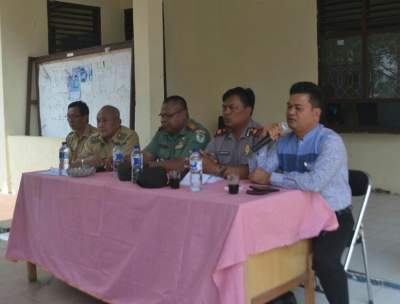 Rapat kerja dan evaluasi Kecamatan Leuwidamar.