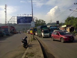 Perbaiki Jalan, Kendaraan Malah Macet
