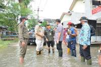 Didampingi Staf Ahli CR Inton, Zaki Tinjau Lokasi Banjir di Kosambi